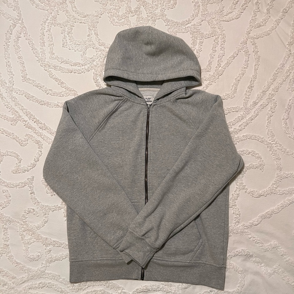 Flint and Tinder 10-Year Zip Hoodie Gray Size Large
